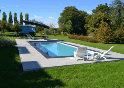 Piscine 10× 4 m